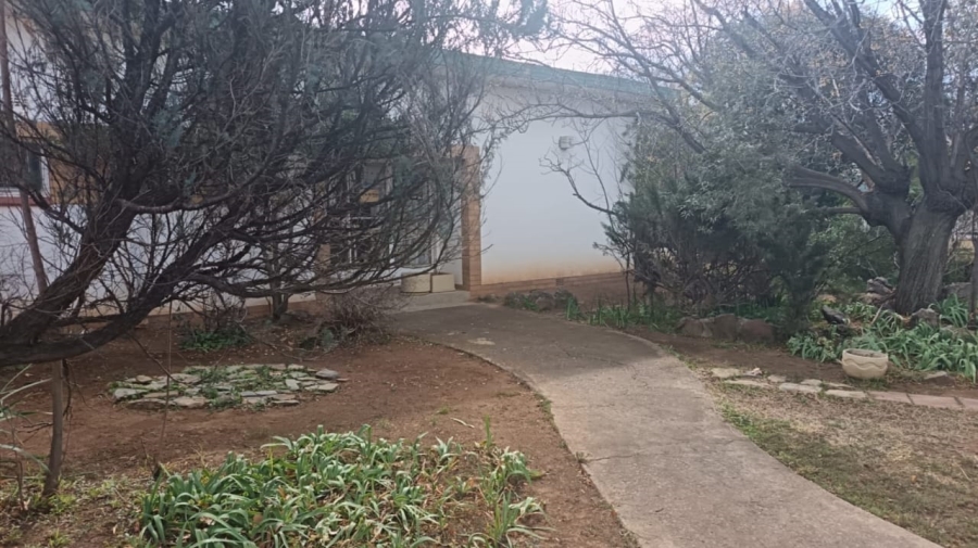  Bedroom Property for Sale in Philippolis Free State